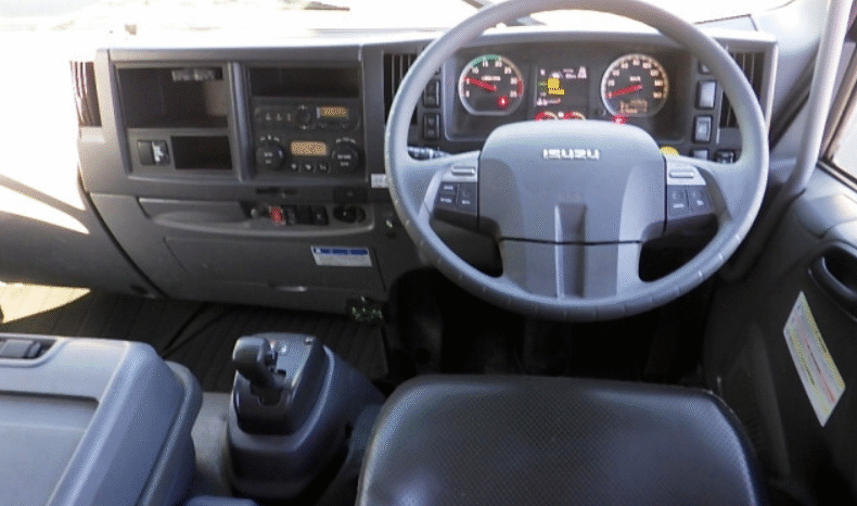 
								ISUZU  Forward 2019 full									