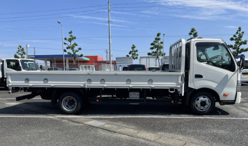 
								TOYOTA  Dyna  2020 full									